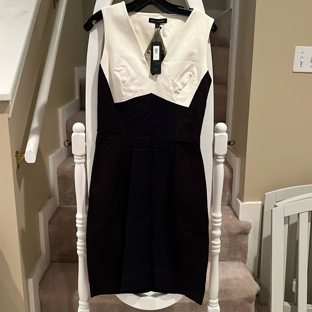 Awesome brand new banana republic Sloan dress. Size 8.